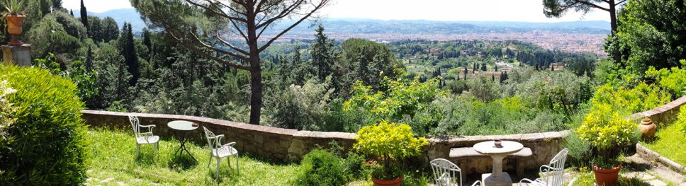 Il magnifico panorama su Firenze dal giardino della sede centrale Lizard