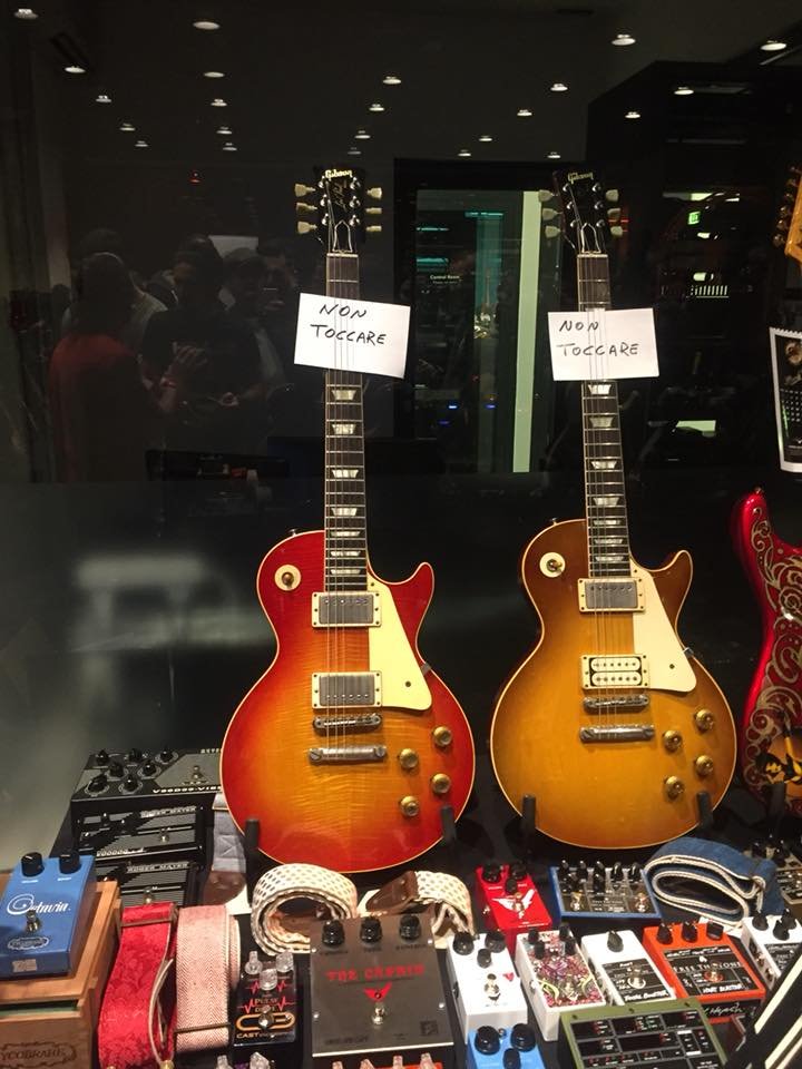 Gibson Les Paul 1960 (sx) e 1959 (dx)