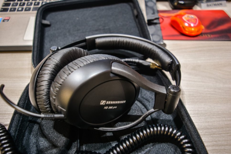 Sennheiser HD 380 Pro