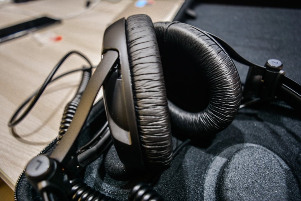 Cuffie da studio messe alla prova: Sennheiser HD 380 PRO