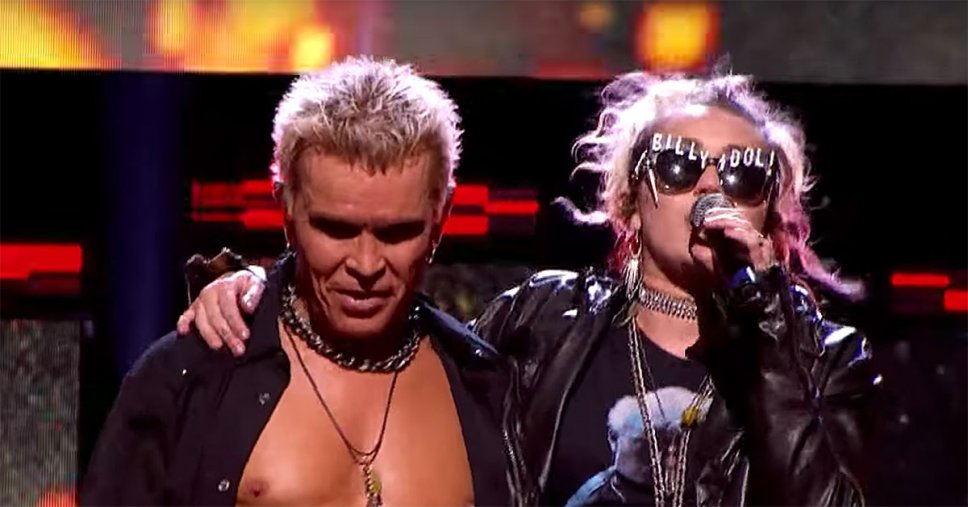 Billy Idol sul palco con Miley Cyrus