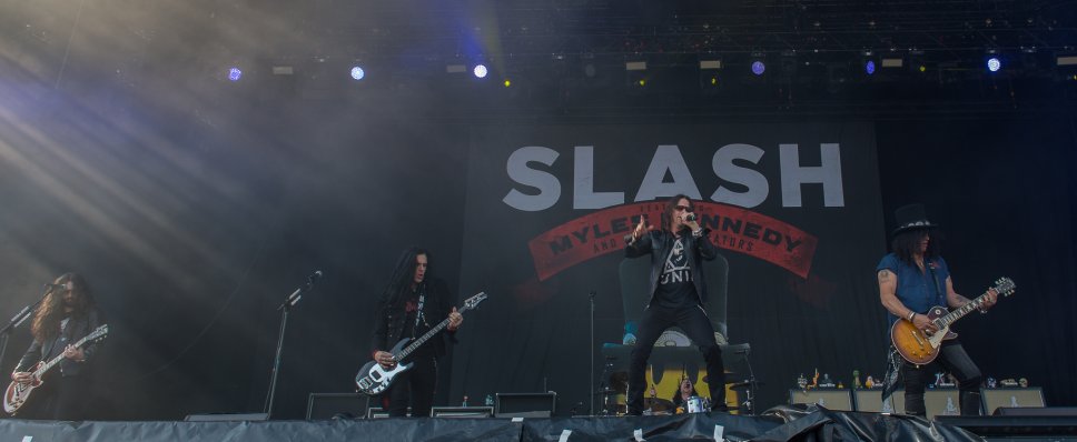 Slash with Myles Kennedy & Conspirators live