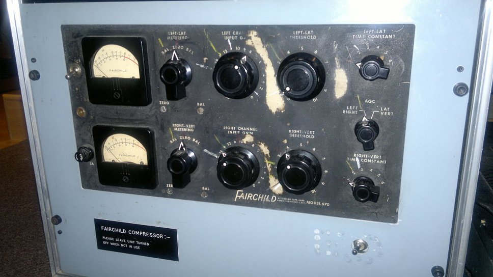 Fairchild 670 Stereo Compressor
