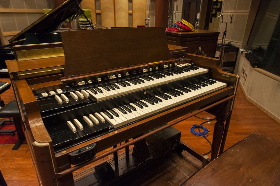 L'organo nel setup di un tastierista moderno