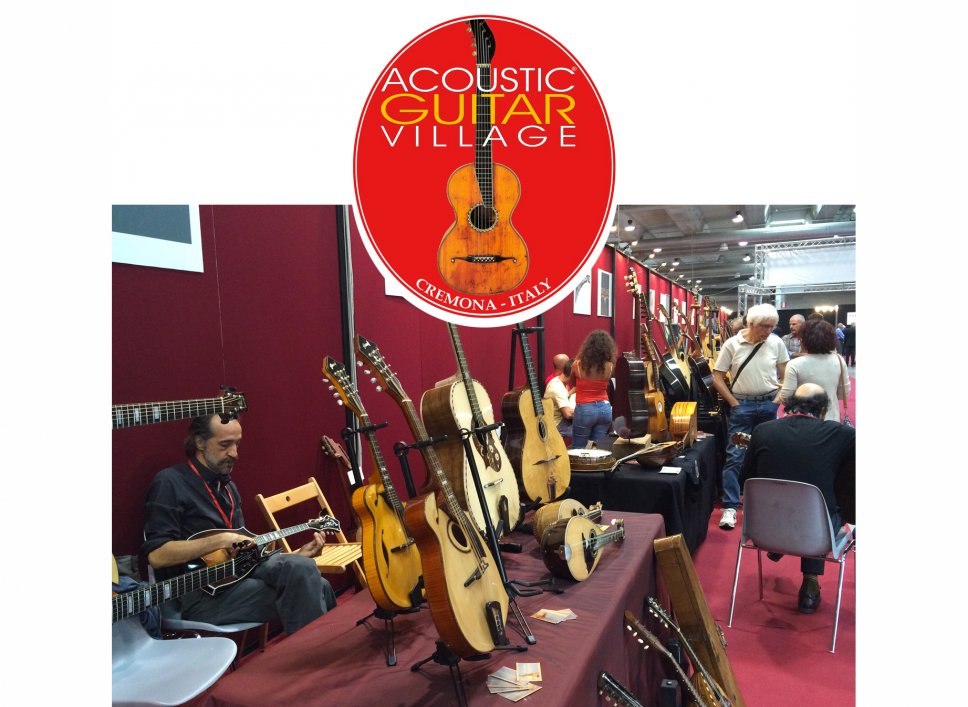 Acoustic Guitar Village a Cremona