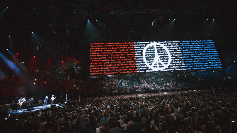 U2 iNNOCENCE + eXPERIENCE LIVE IN PARIS