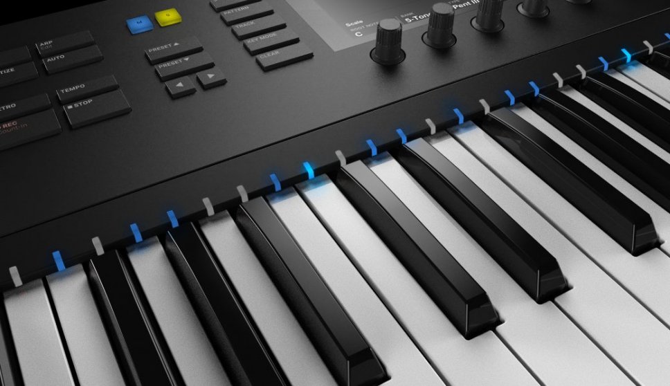 Kontrol Mk2: ritorna la regina delle master keyboard