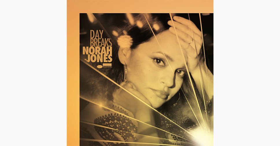 Norah Jones torna al piano con il nuovo album