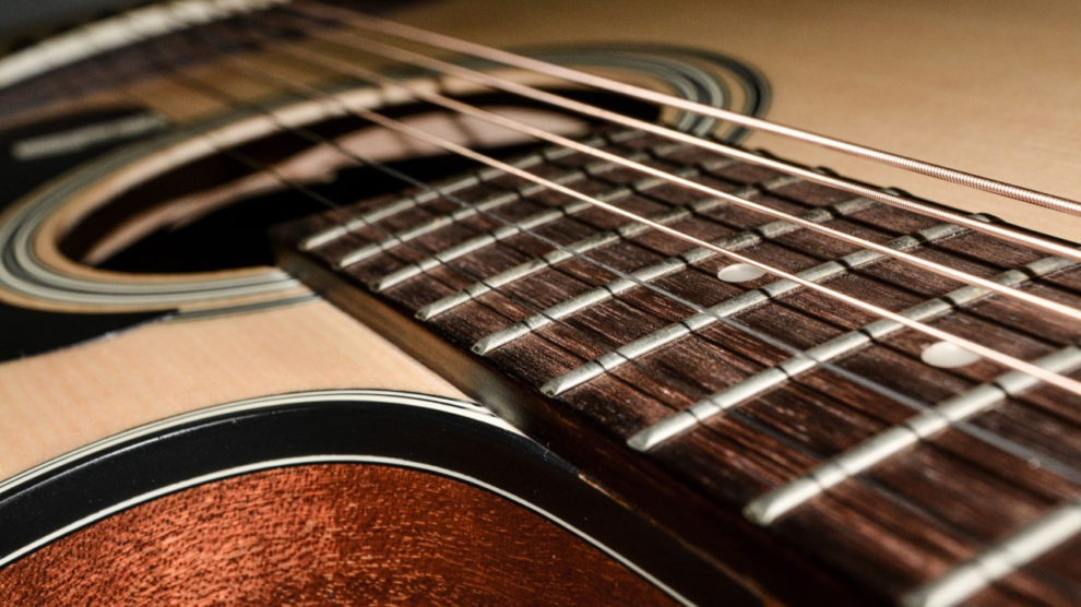 chitarra acustica