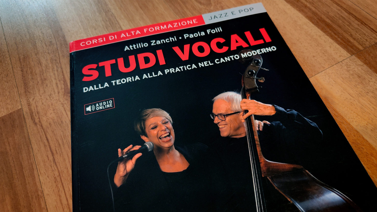 Carlo Fimiani suona live nei nostri studi il nuovo album