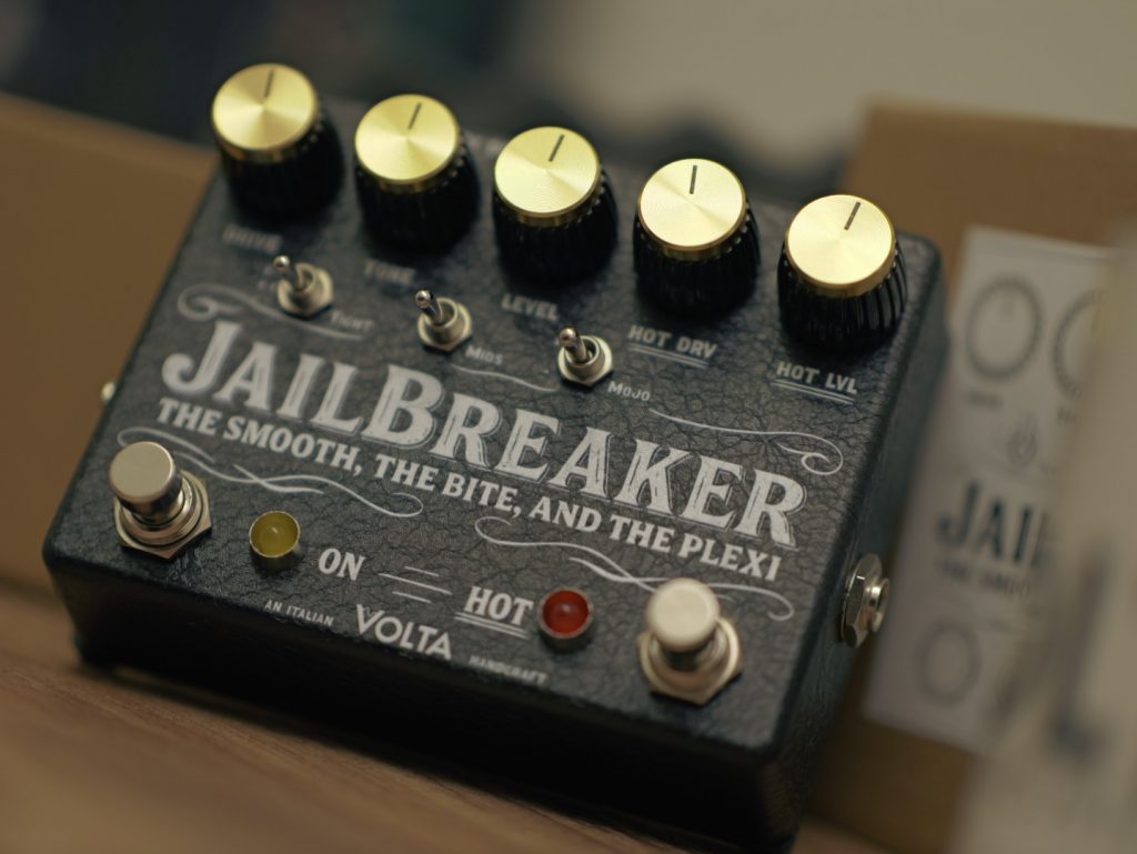 Volta Custom Jailbreaker