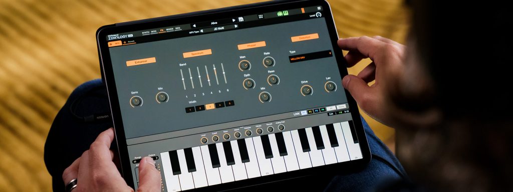 Roland ZENOLOGY GX