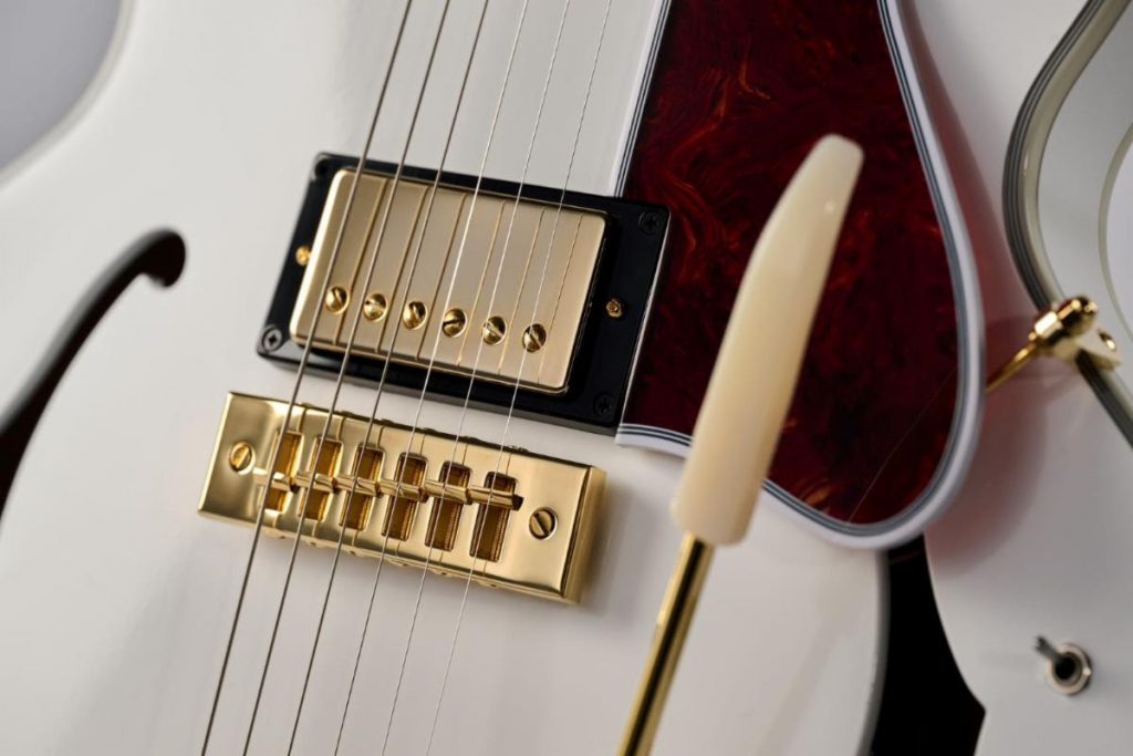 Epiphone Alex Lifeson 1976 ES-355 Reissue: la "Whitey" dei RUSH