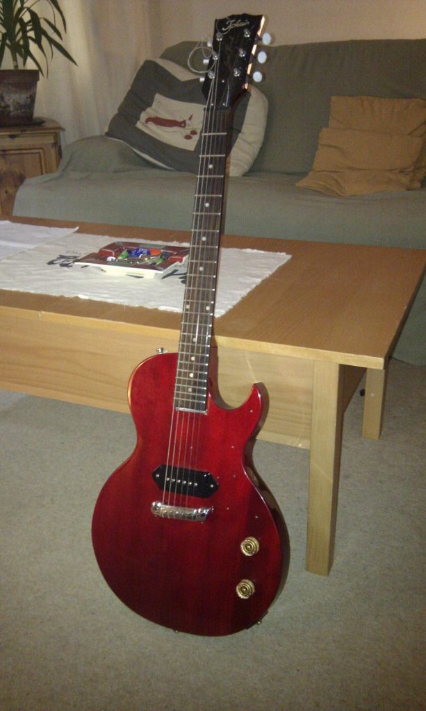 Tokai ispirata alla Gibson Les Paul Junior
