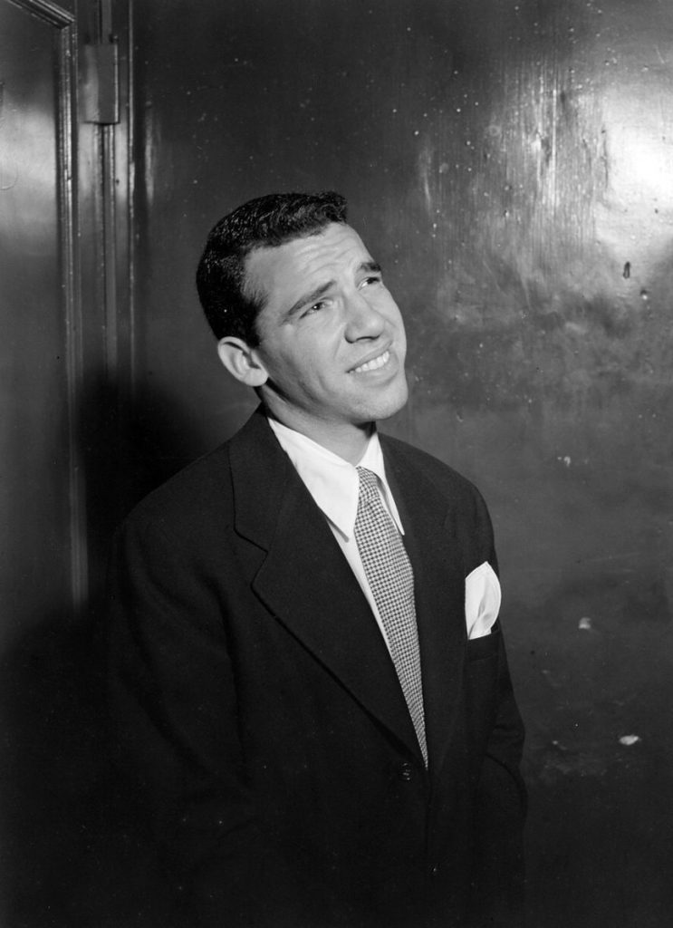 Buddy Rich alla batteria all'Arcadia Ballroom di New York intorno al maggio 1947
