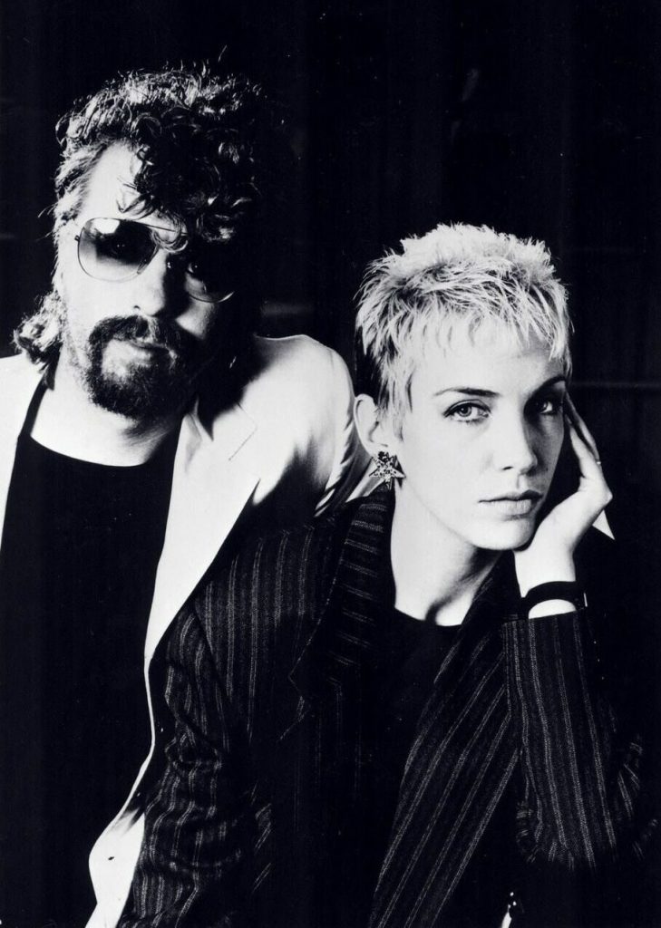 Dave Stewart e Annie Lennox degli Eurythmics in una fotografia promozionale in bianco e nero del 1985