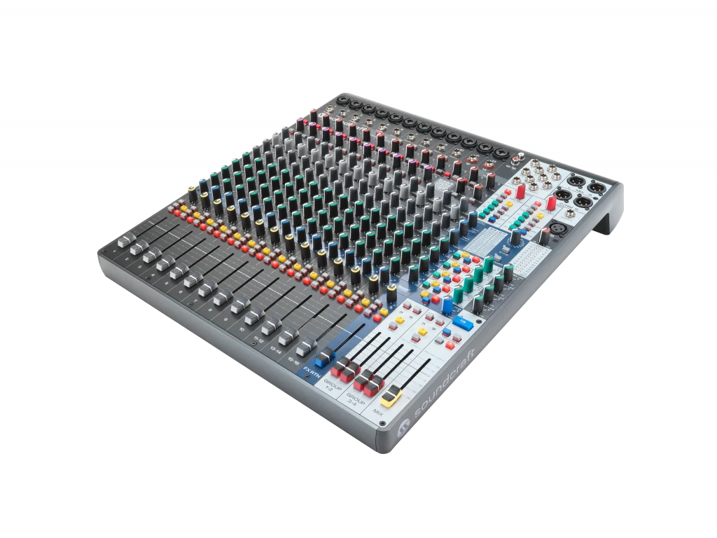 Soundcraft Signature Plus 16